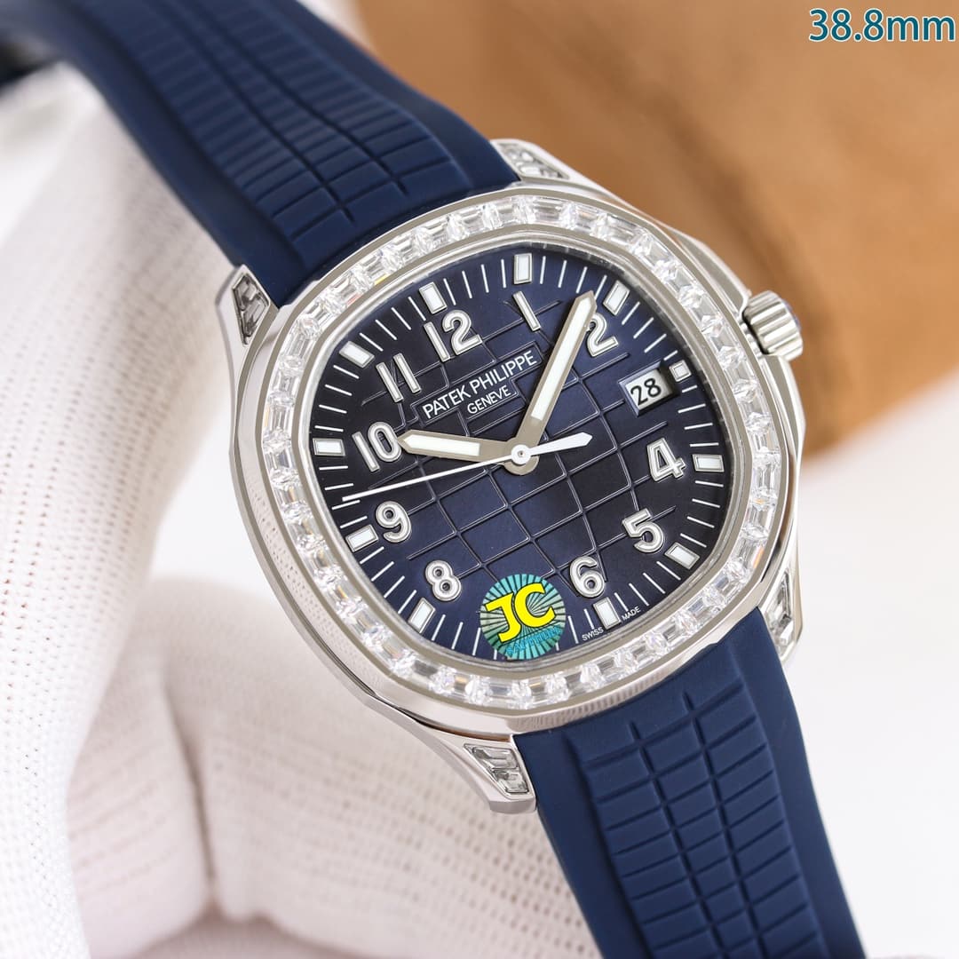 Patek Philippe Patek Philippe GR Factory has just released a new 38.8mm Hand Grenade upgrade in D-color with a T-shaped Moissanite bezel, featuring an