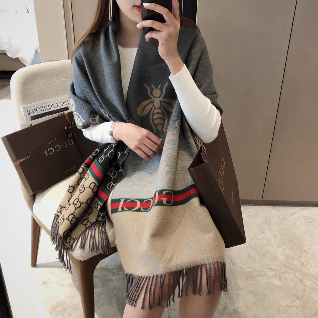 Gucci Gucci Wholesale: European-Style Double-Sided Jacquard Long-Fringed Scarf