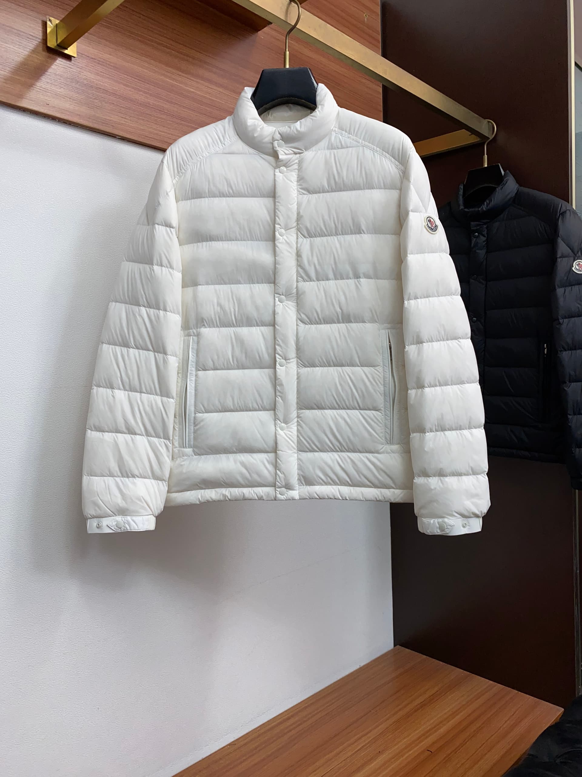 Moncler Moncler Hooded 25SS Small Stand-Collar Down Jacket