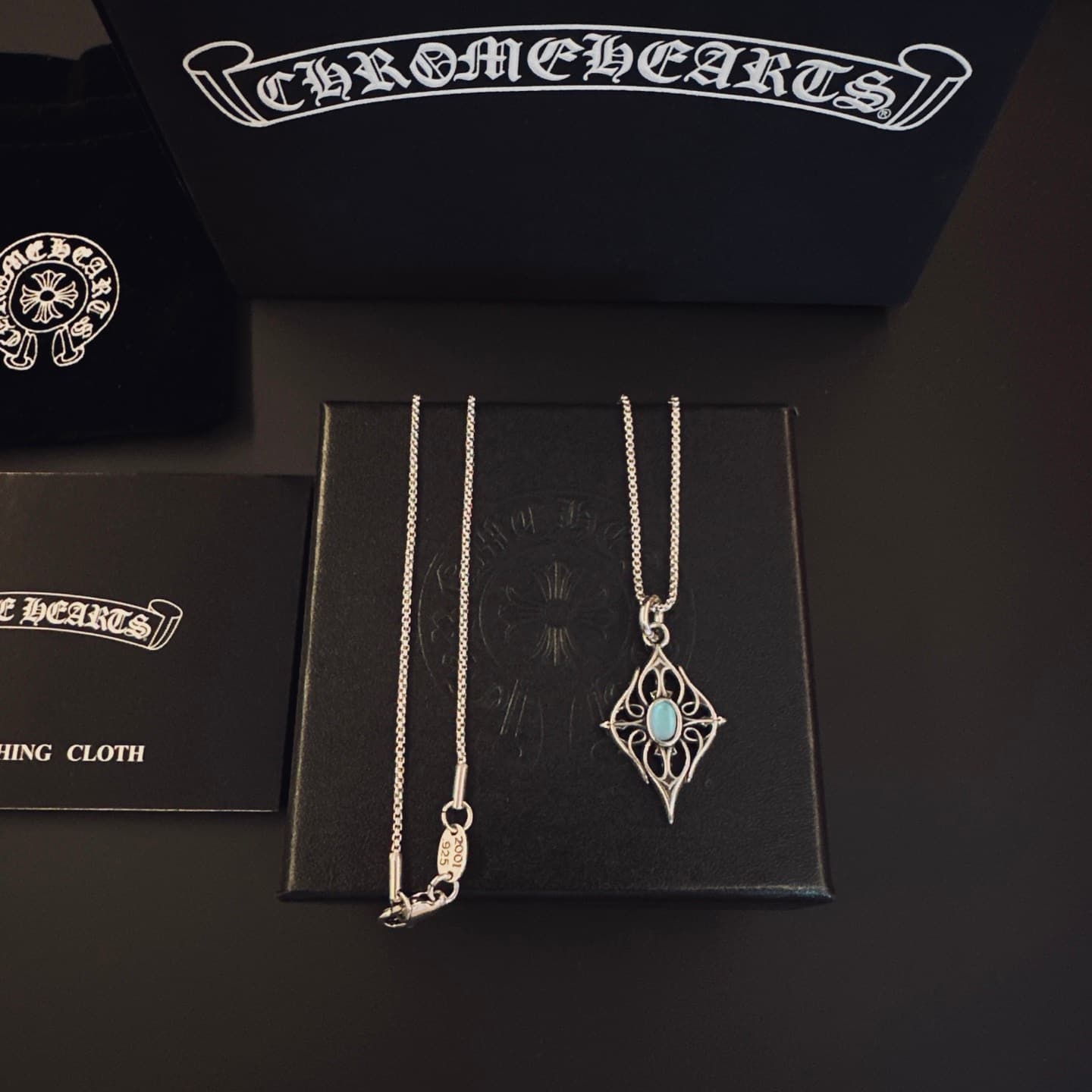 Chrome Hearts Chrome Hearts So freaking cool! The ultimate Kroxin 👍 If it's not amazing, I won't post it ⚠ Direct from the manufacturer ⚠ Authentic 1:1