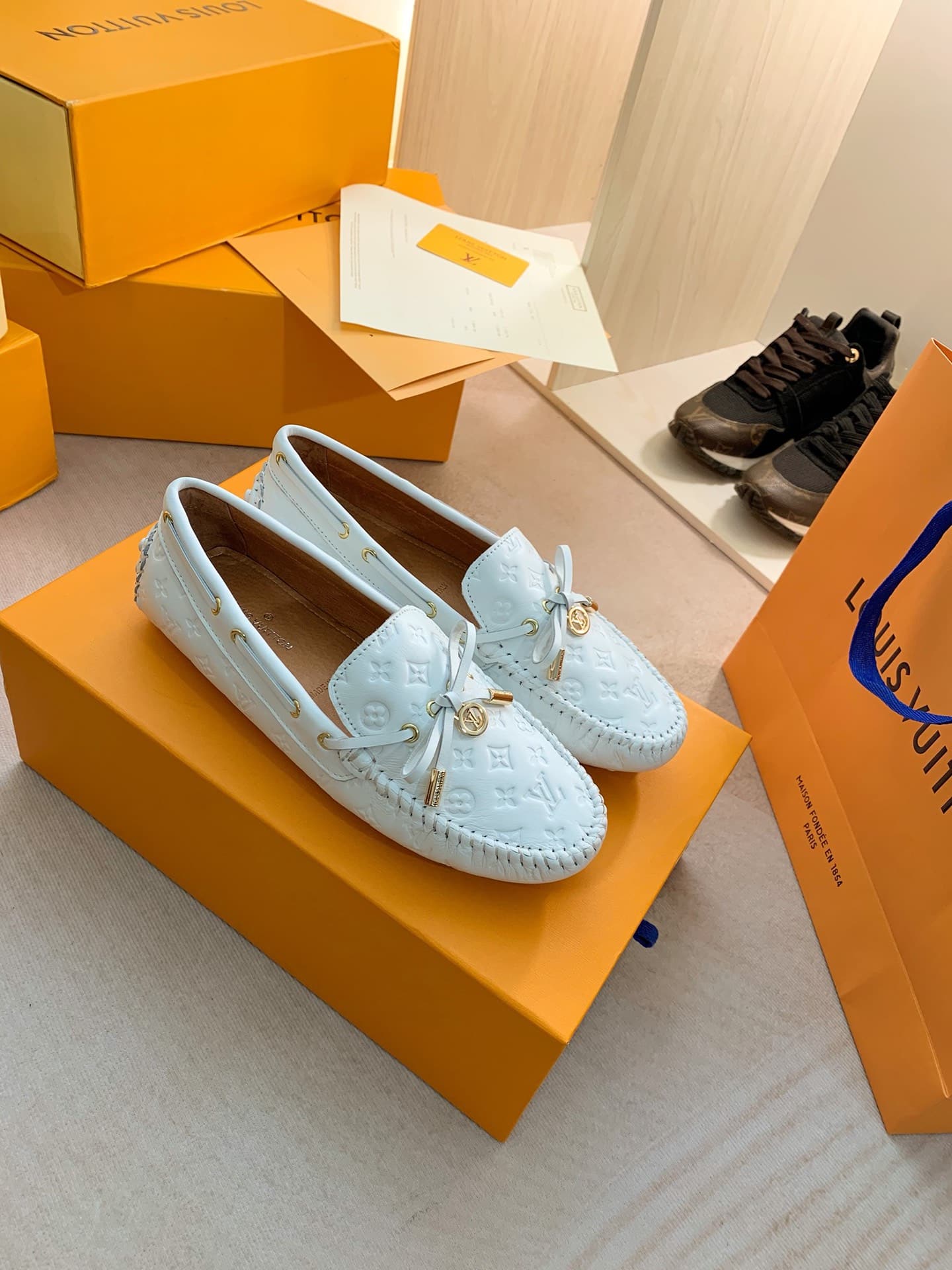 Louis Vuitton Louis Vuitton 🇫🇷 �