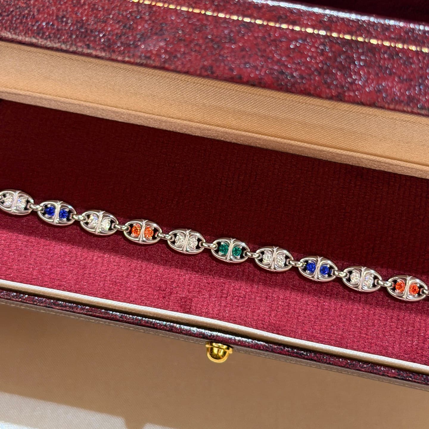 Unassigned A8386 👑 Independent Designer Pig Nose-Shaped Rainbow Diamond Braided Bracelet
