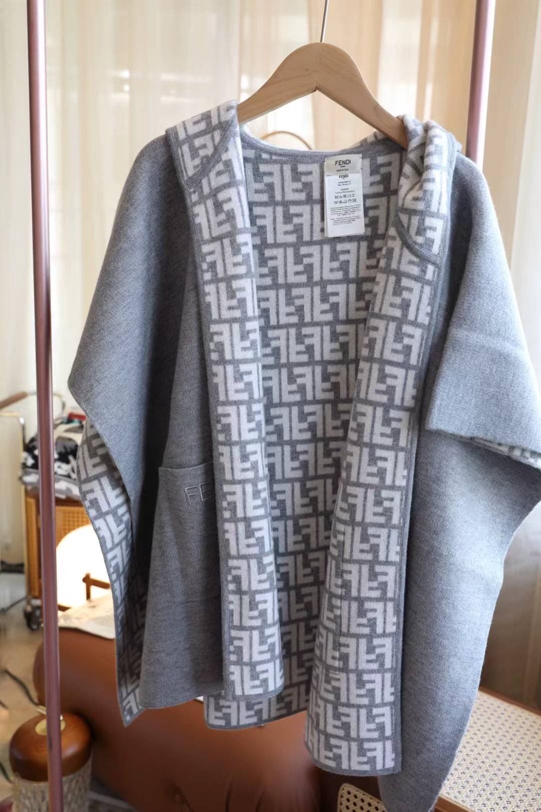 Emporio Armani Emporio Armani Review: 🆕FENDl Reversible Wool-Cashmere Blend Knit Cape—Soft, Comfortable, and Fine to the Touch