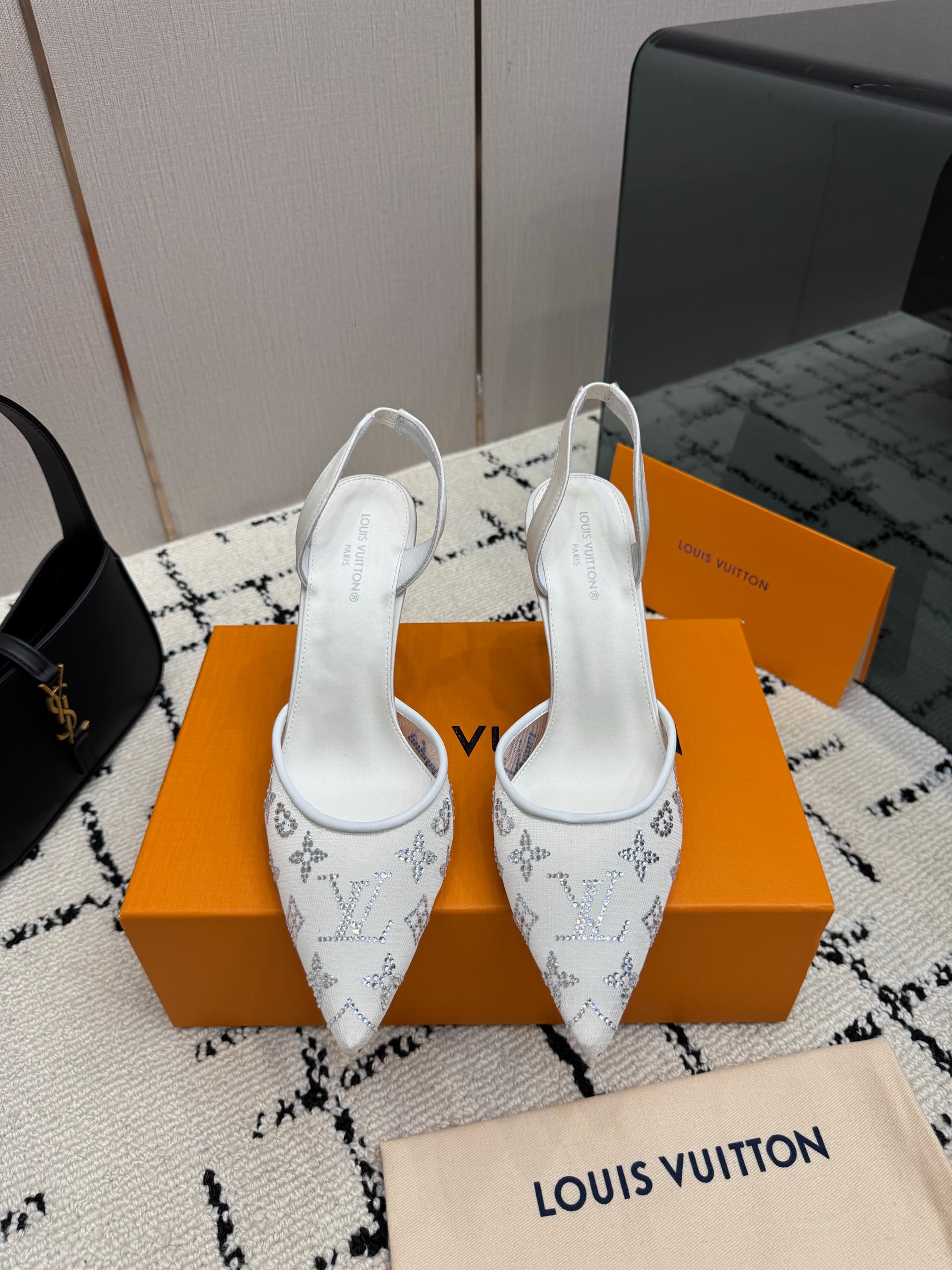 Louis Vuitton Louis Vuitton (10 cm) Personal-shopping quality