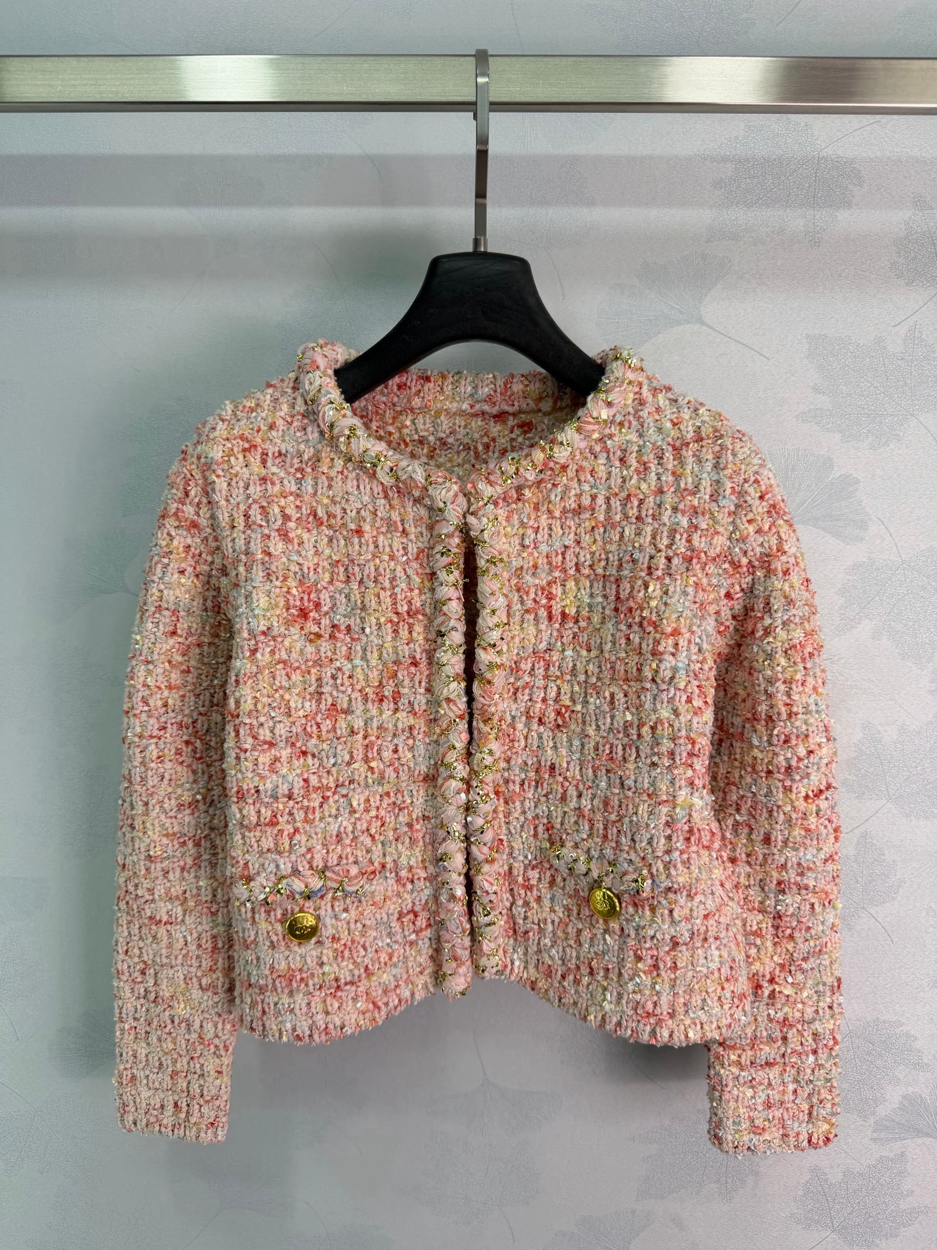 Unassigned 🆕Ch 26: Soft, Girly Pastel-Colored Mixed-Color Chanel-Style Cardigan 🌸 Pink-Toned Multicolored Floral Yarn