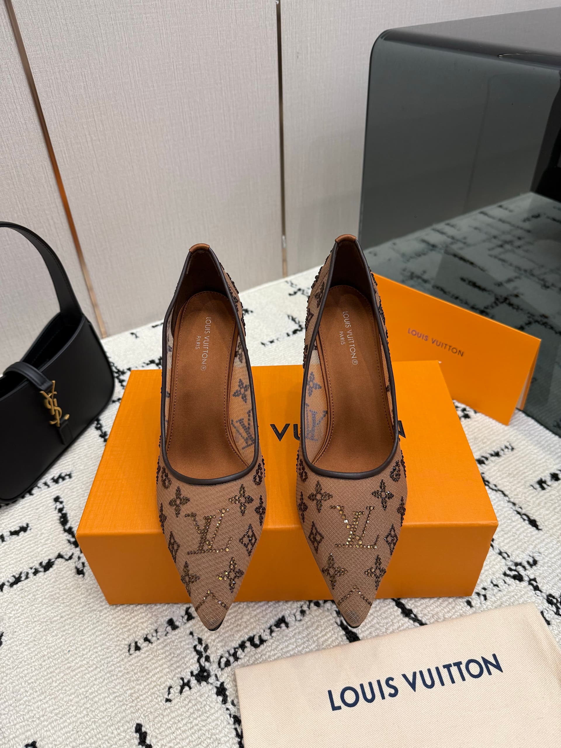 Louis Vuitton Louis Vuitton (10 cm) Premium Quality