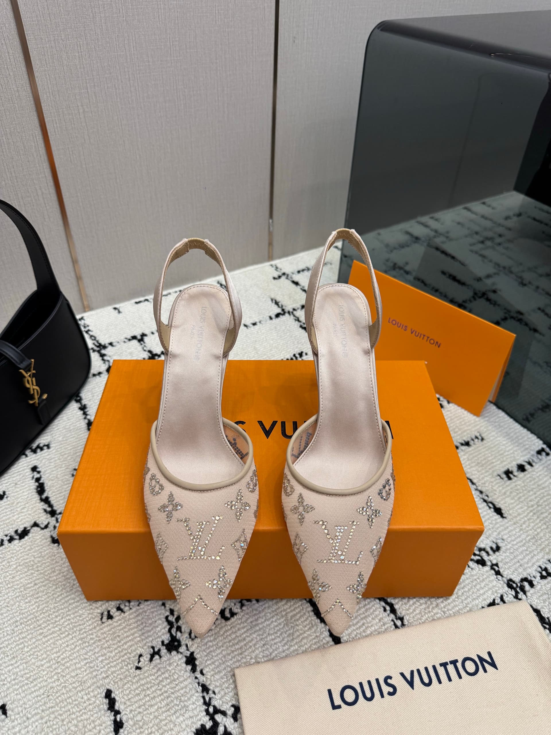 Louis Vuitton Louis Vuitton (10 cm) Premium Quality