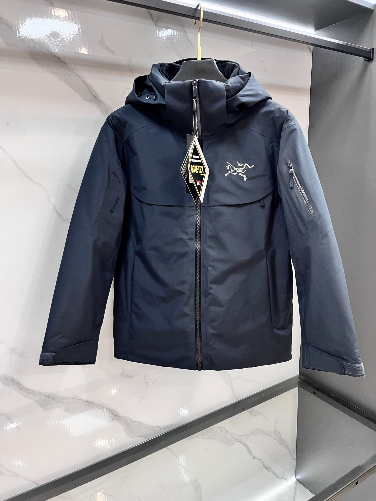 Unassigned 🆕 Arc'teryx ( ) Winter 2025 ARCTERYX Mac