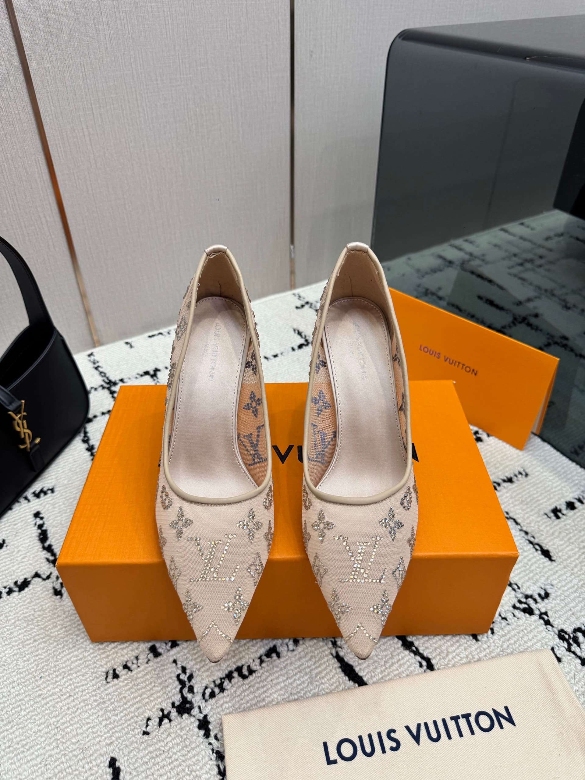 Louis Vuitton Louis Vuitton (10 cm) Premium Quality
