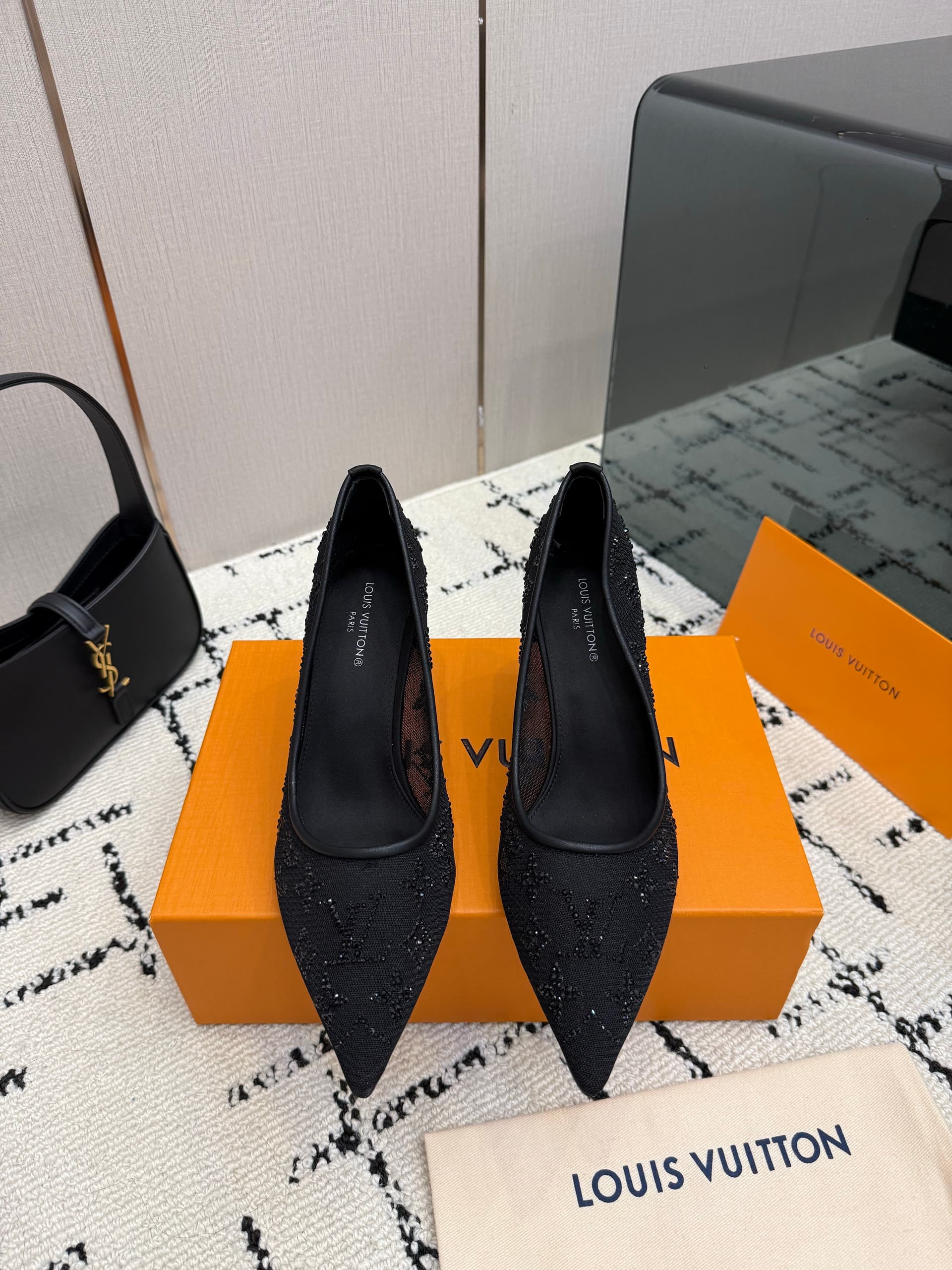 Louis Vuitton Louis Vuitton (7.5 cm) Personal-shopping quality