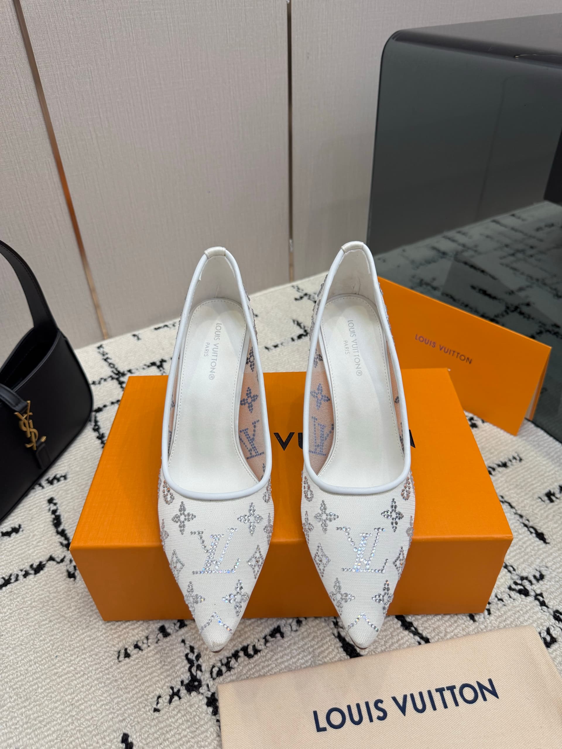 Louis Vuitton Louis Vuitton (10 cm) Premium Quality