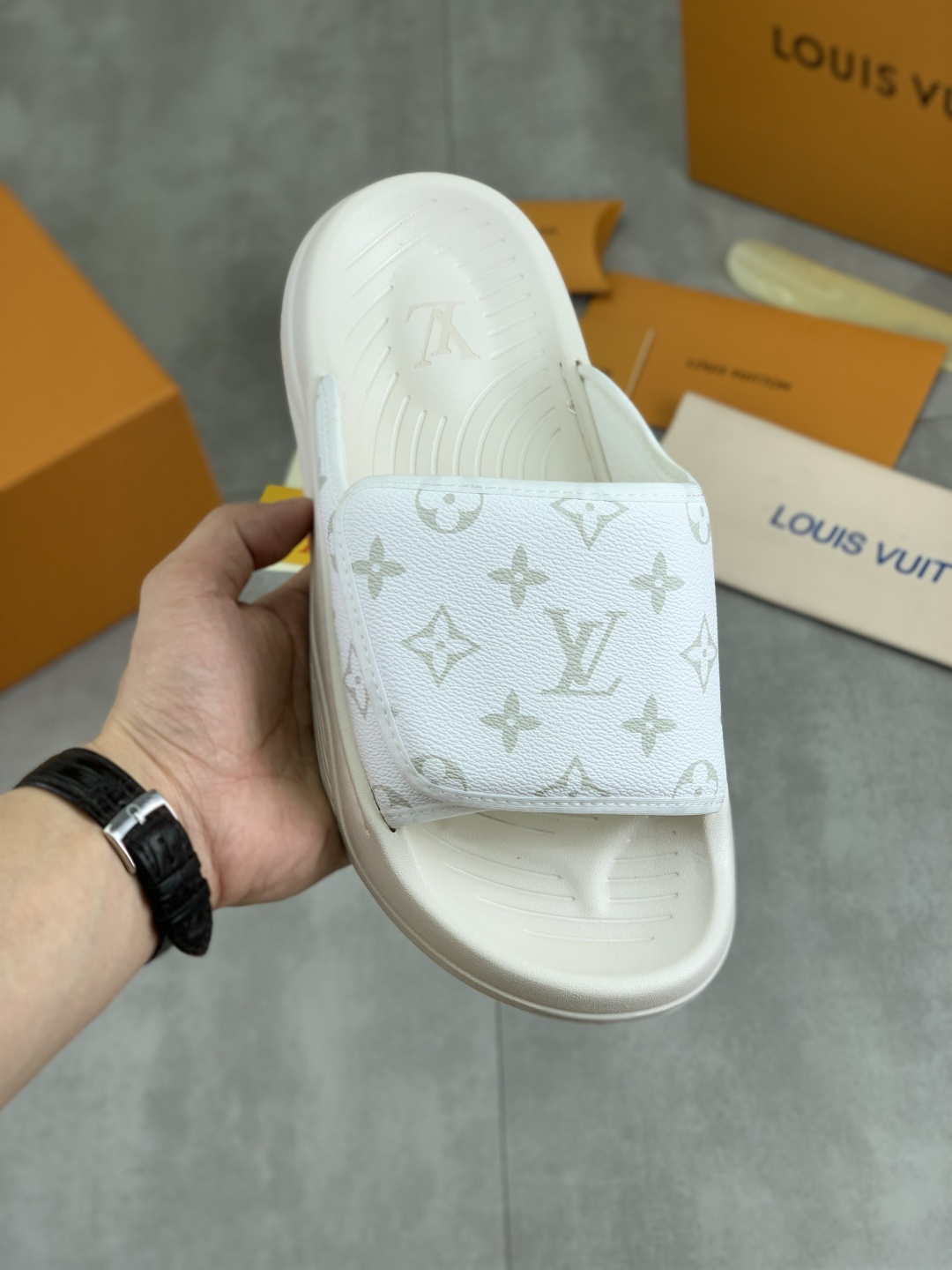 Louis Vuitton Louis Vuitton 2002 拖鞋