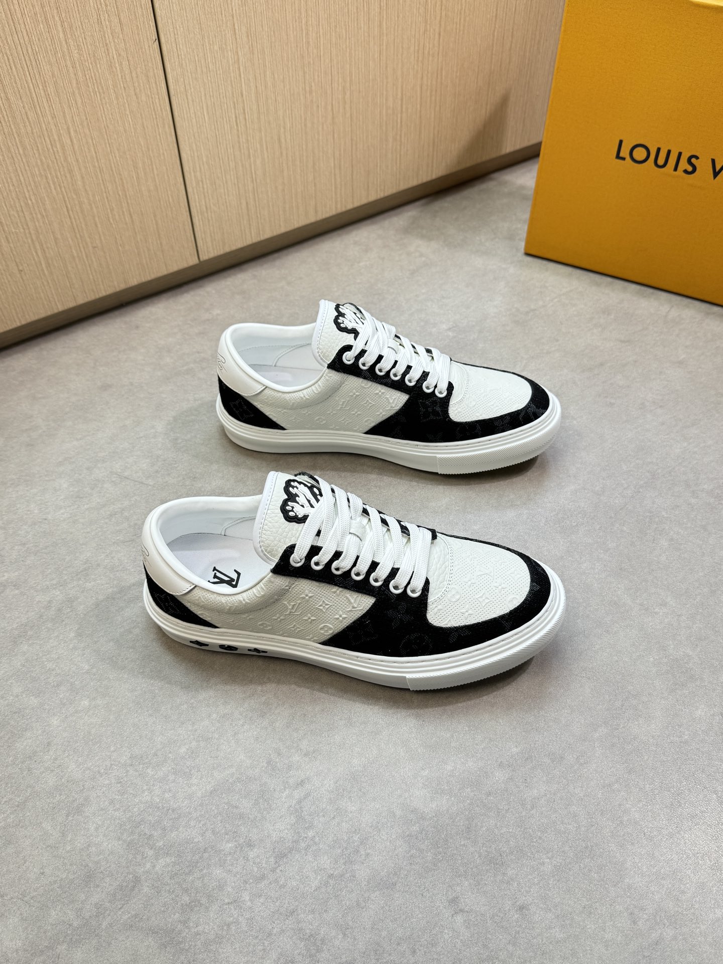 Louis Vuitton Louis Vuitton 4003 板鞋
